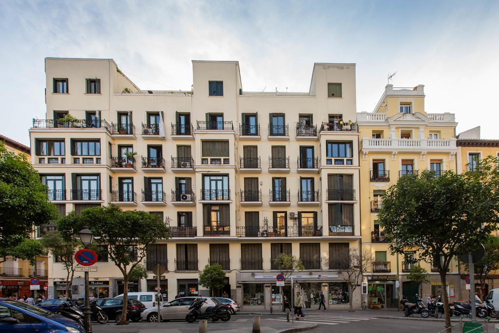 Bookinmadrid Com - Cascorro Sq 18 Pax Apartment Exterior foto