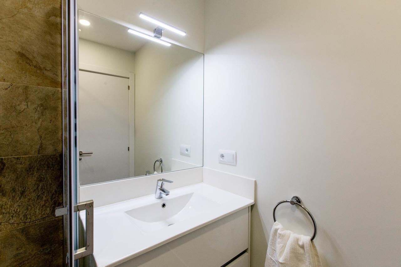 Bookinmadrid Com - Cascorro Sq 18 Pax Apartment Exterior foto
