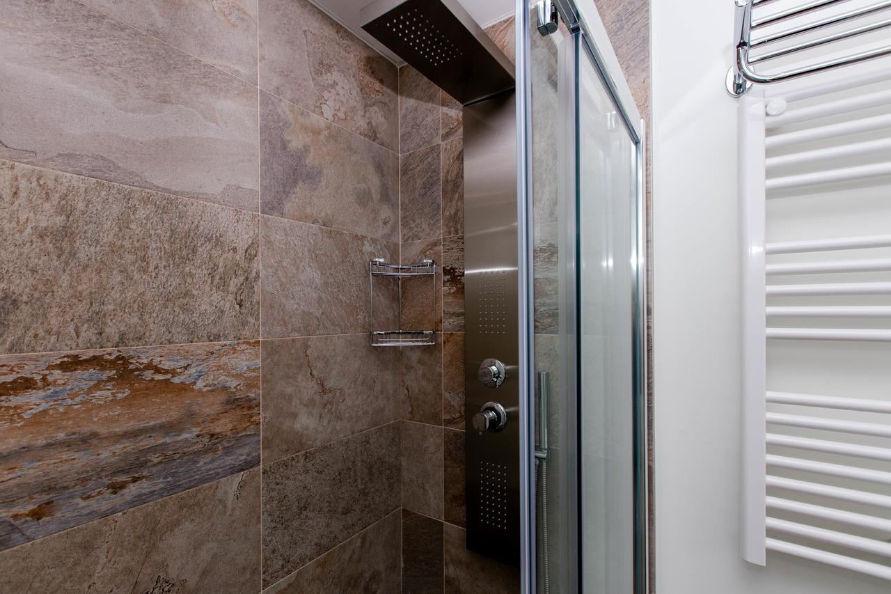 Bookinmadrid Com - Cascorro Sq 18 Pax Apartment Exterior foto