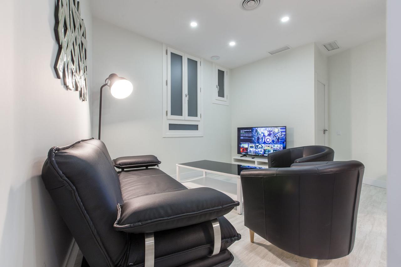 Bookinmadrid Com - Cascorro Sq 18 Pax Apartment Exterior foto
